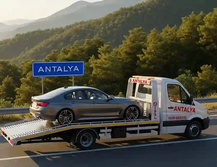 Antalya'da çekici üzerinde araç